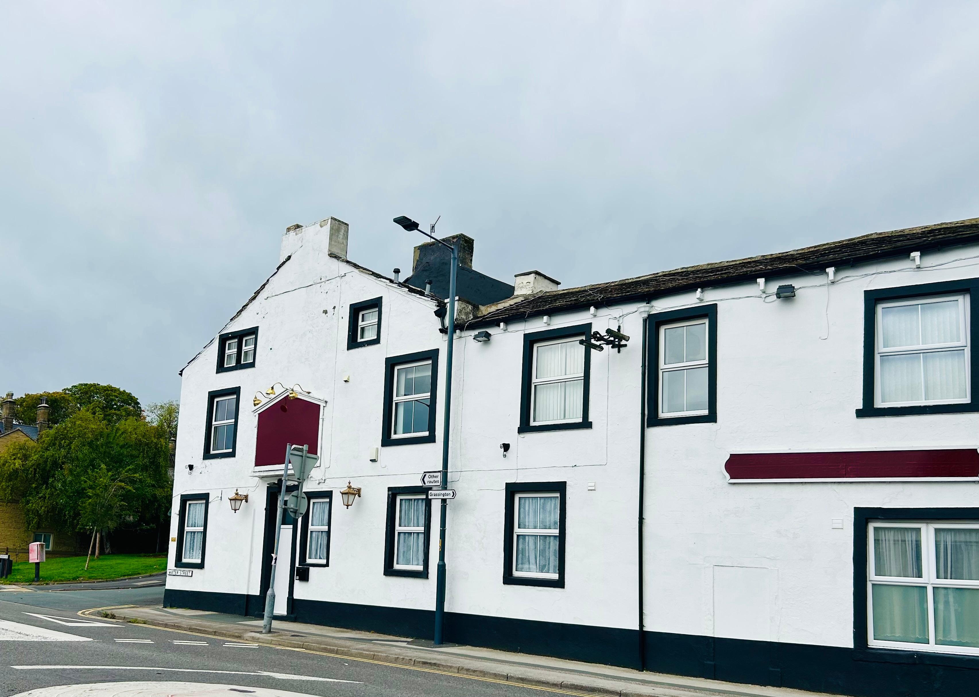 The building the flat is in   😍