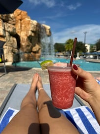 Pool & tiki (1 of 4 pools)