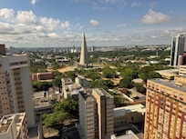 Próximo da catedral.