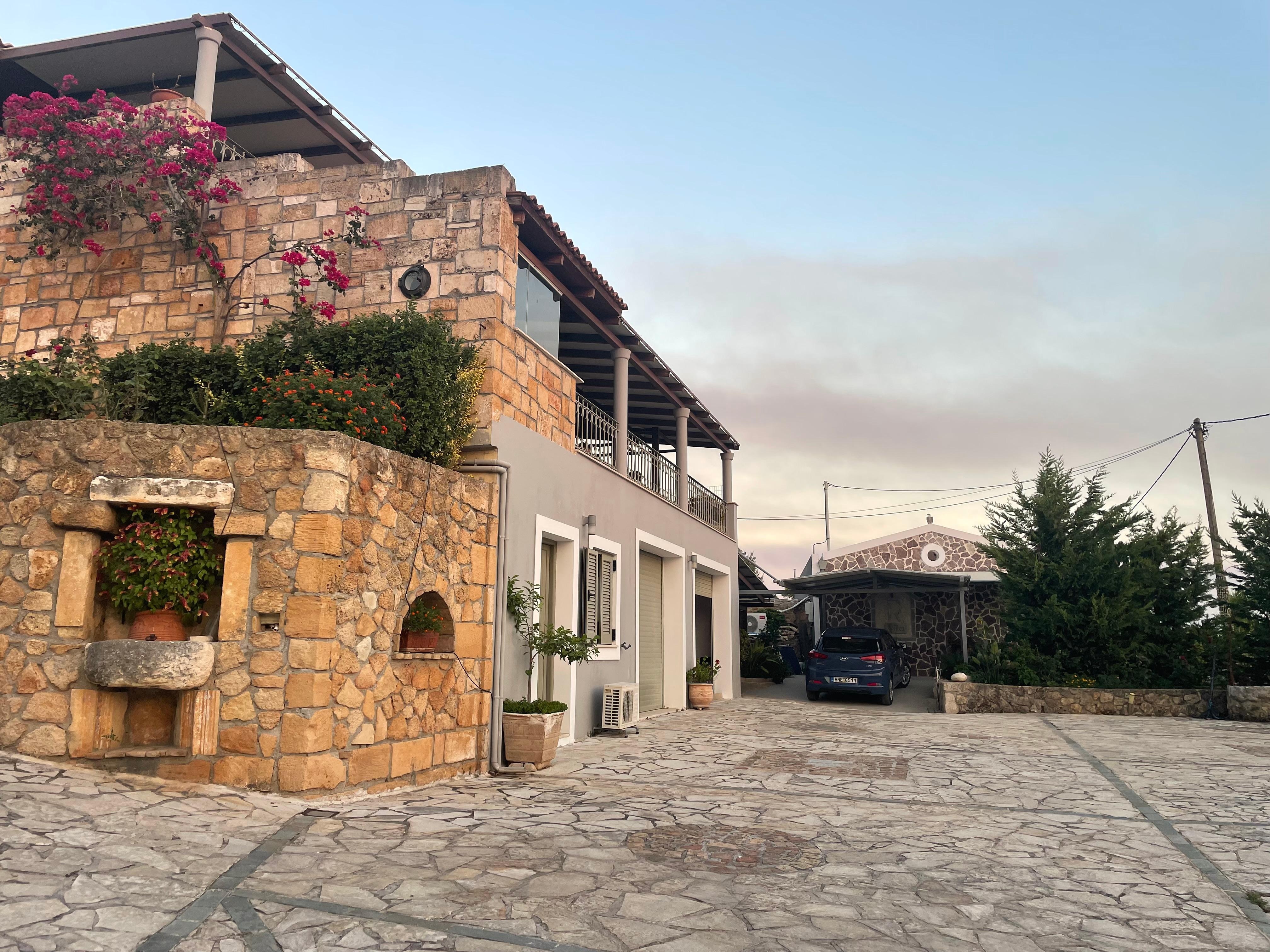 A view of the driveway