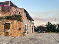 A view of the driveway