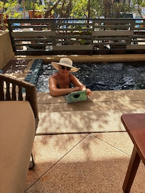 Our jacuzzi in room