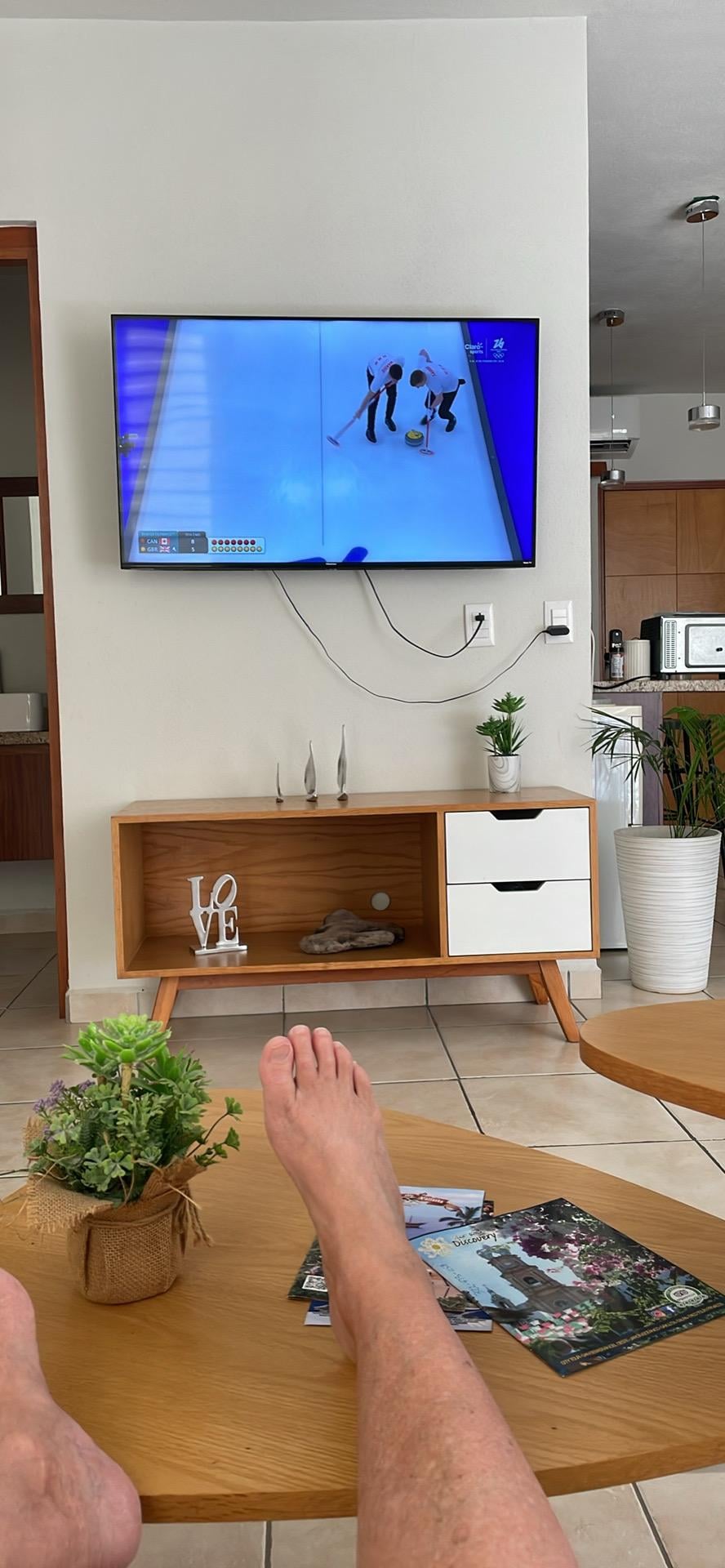 Great TV with Ytube and Netflix