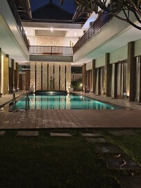 Looking from the rear of the property towards the entrance.