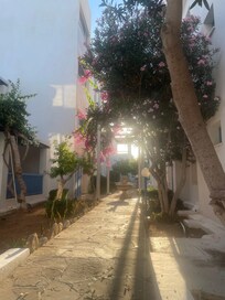 walk to rooms