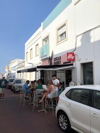 Good coffee right below the apartment!