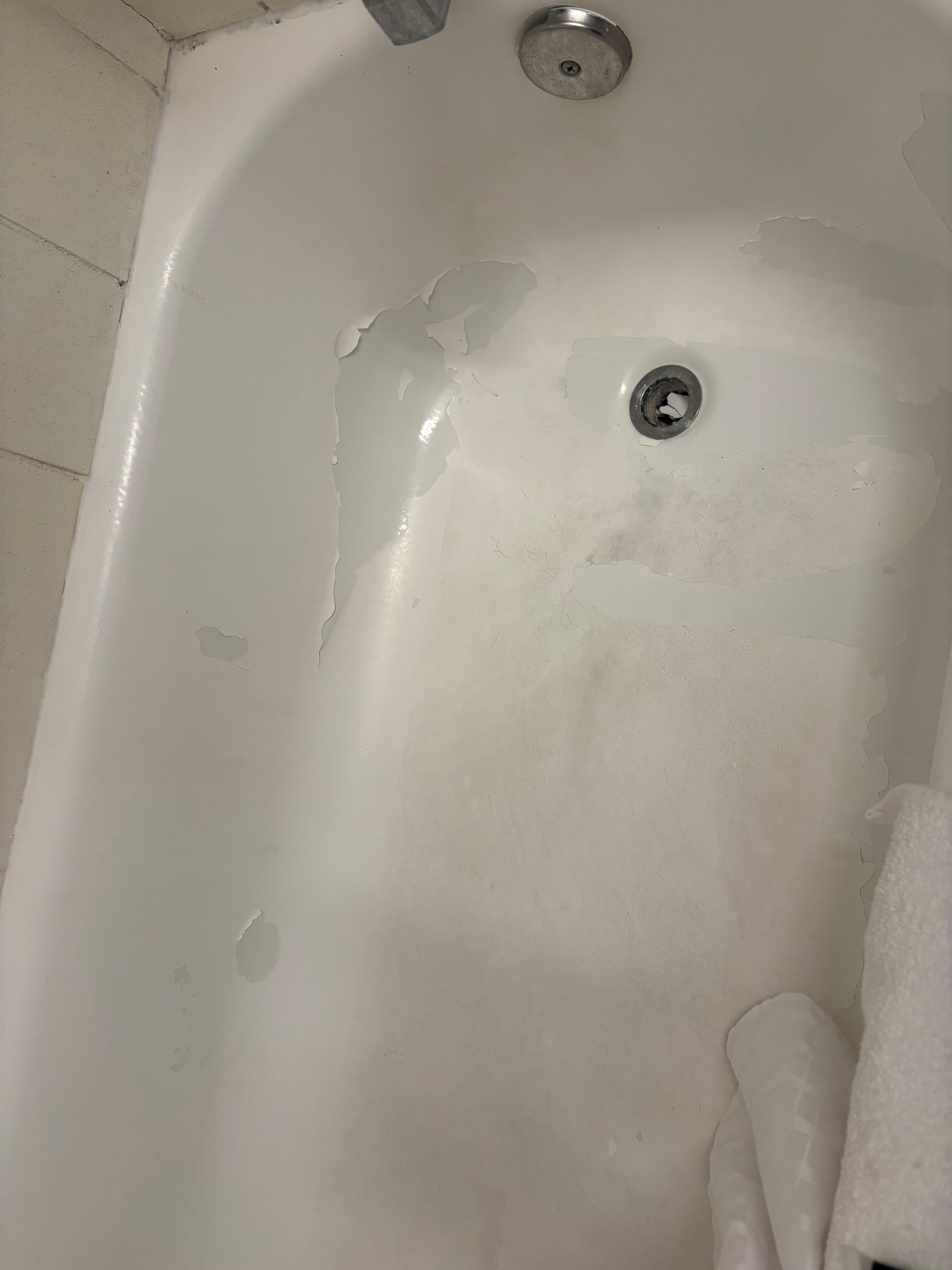 Horrible bathtub, don’t want you to take shower