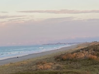 Papamoa Beach, Harrison’s Cut close to the unit