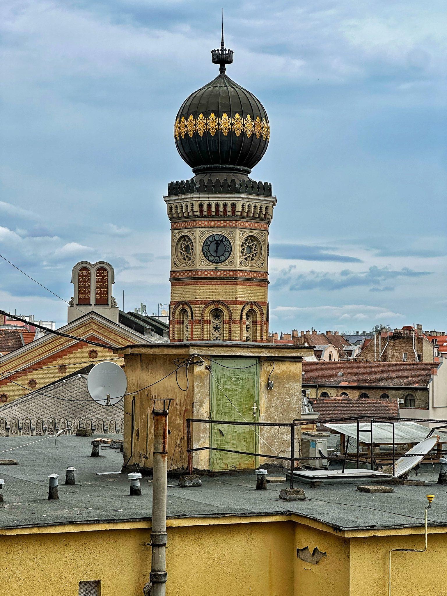View of the Dohány Street Synagogue.