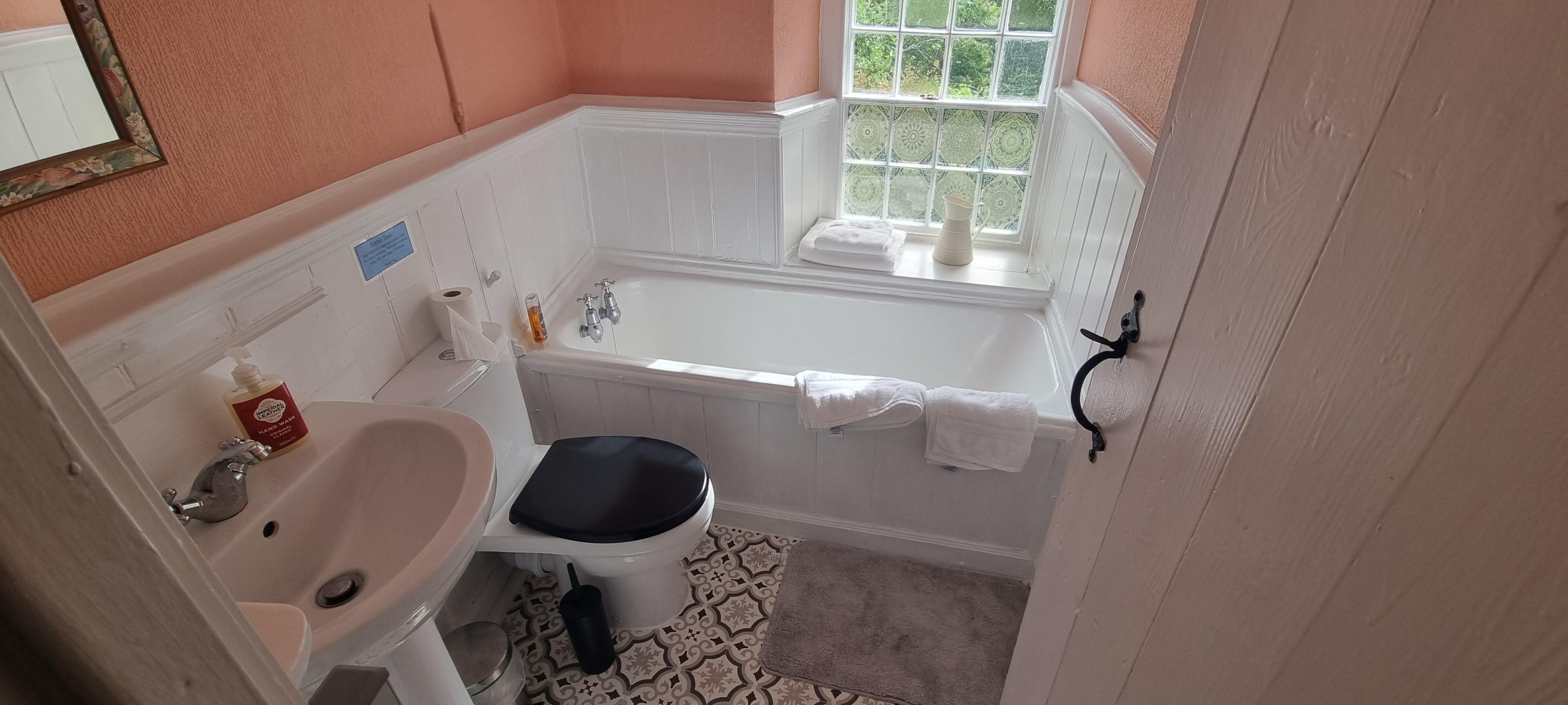 Basic bathroom