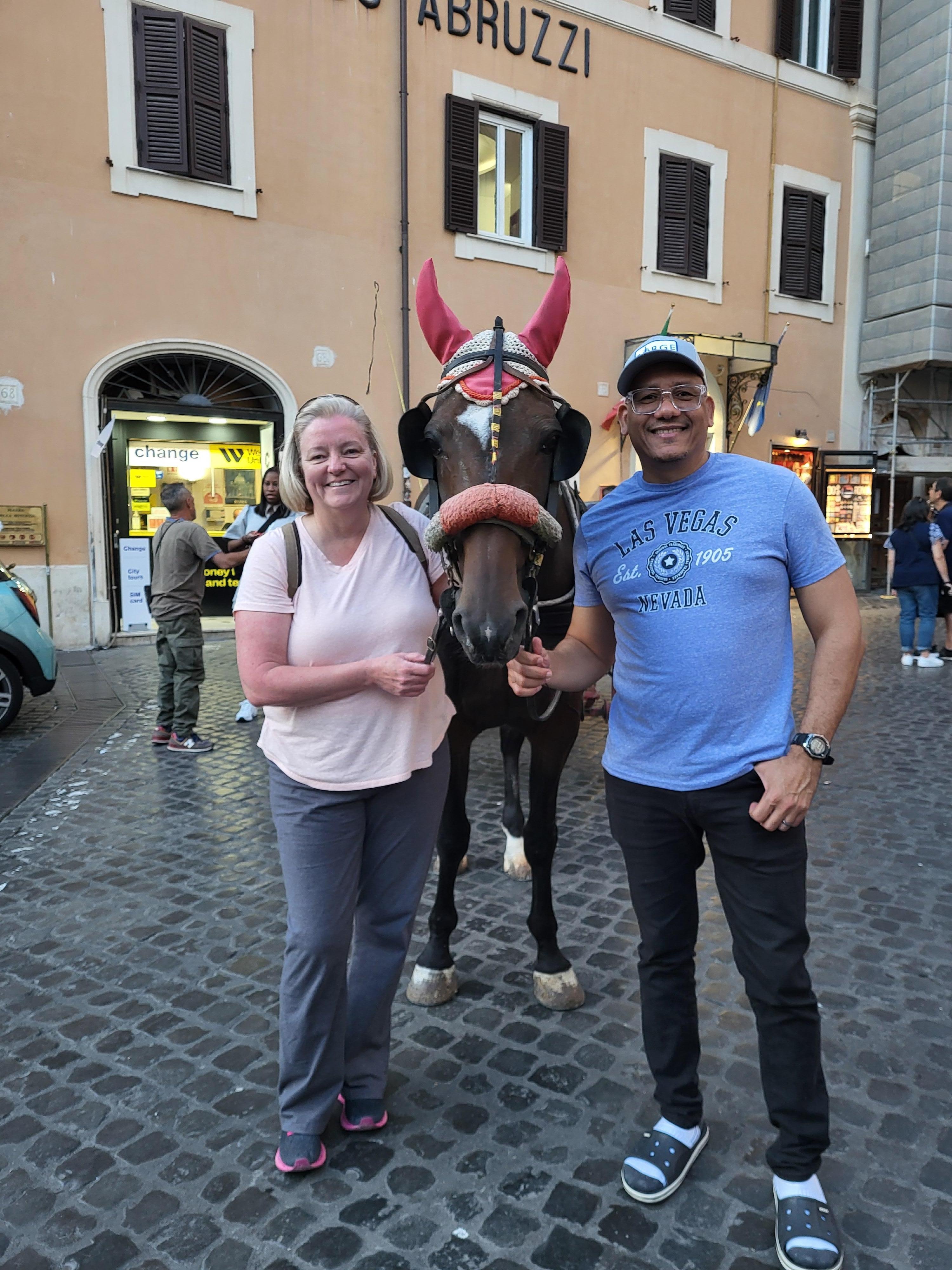 The carriage right outside the hotel. That's it in the background. 