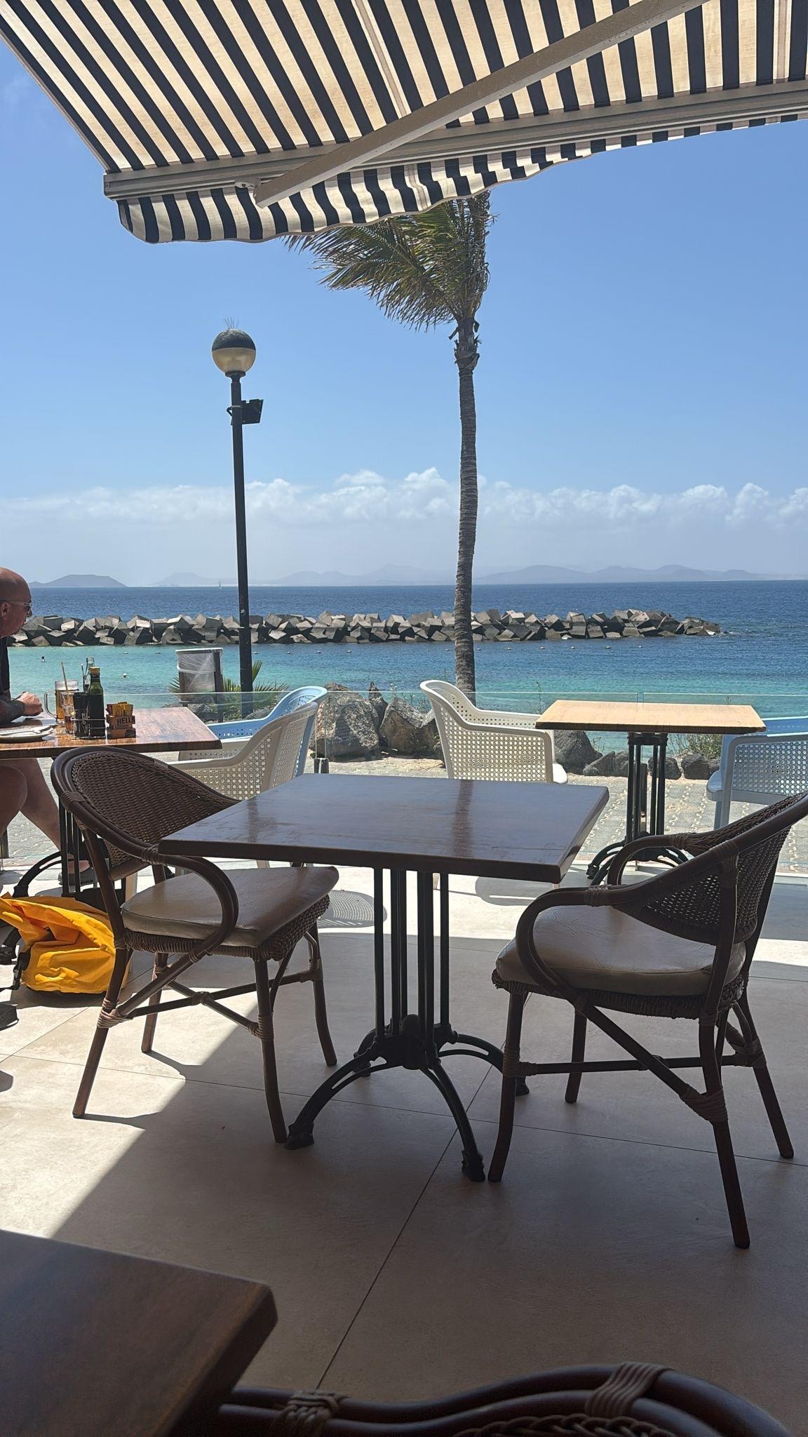 Restaurant in playa blanca