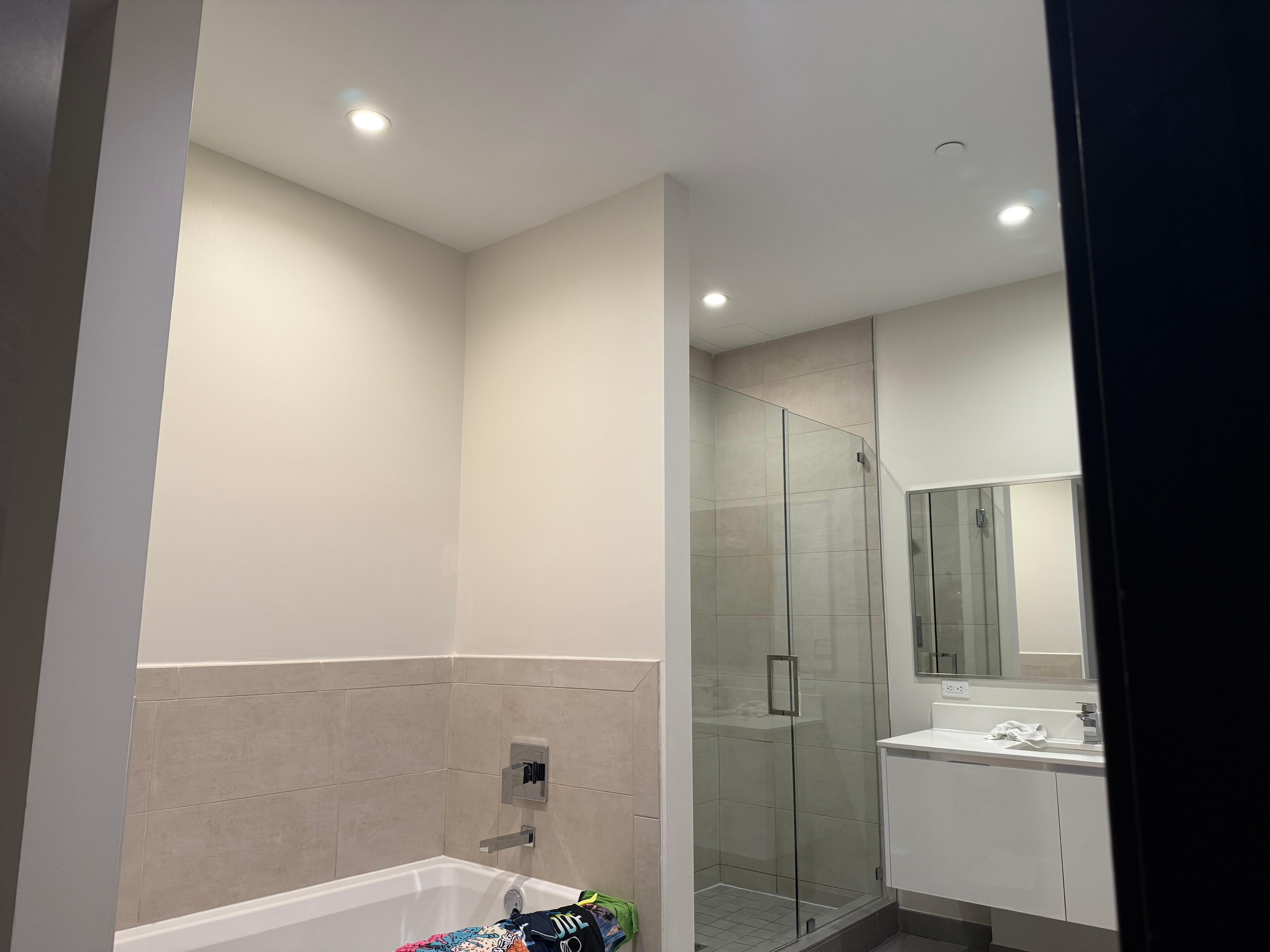 Master bathroom? Secondary bathroom? They were both so big who knows which it was.
