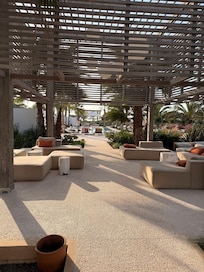 Lots of seating areas