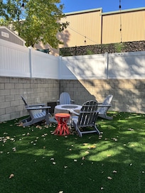 Backyard fire pit