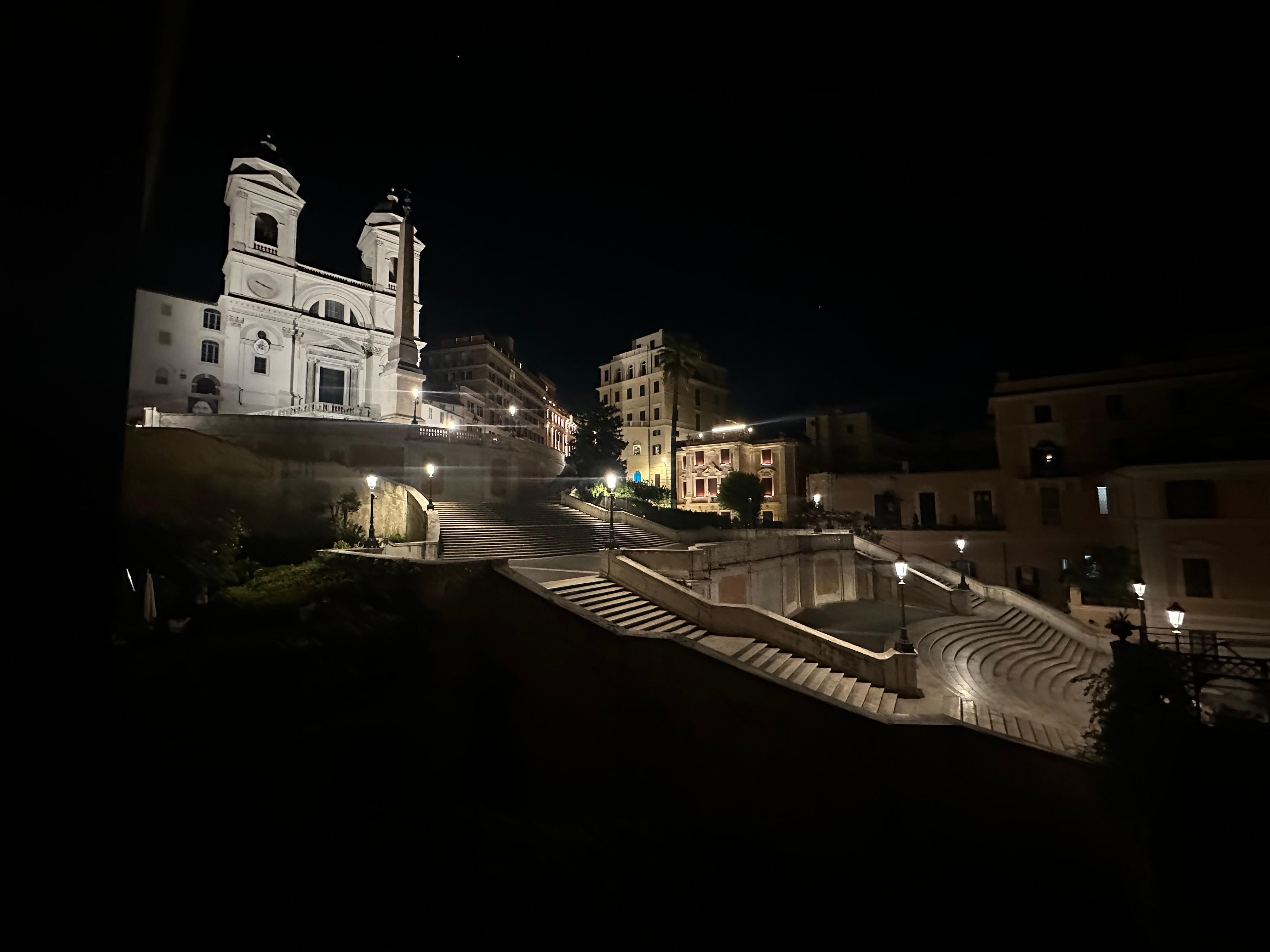 Our hotel room view of Spanish steps at 5:30 AM. 