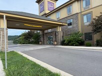 Covered entry and carts for taking luggage to room