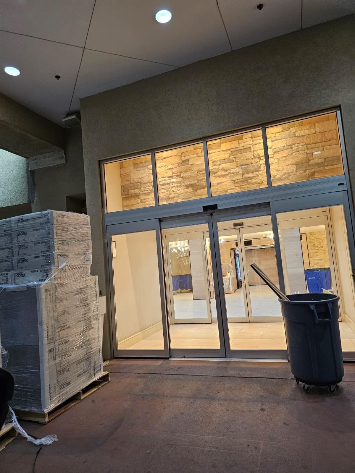 CERRADO Y EN REMODELCION