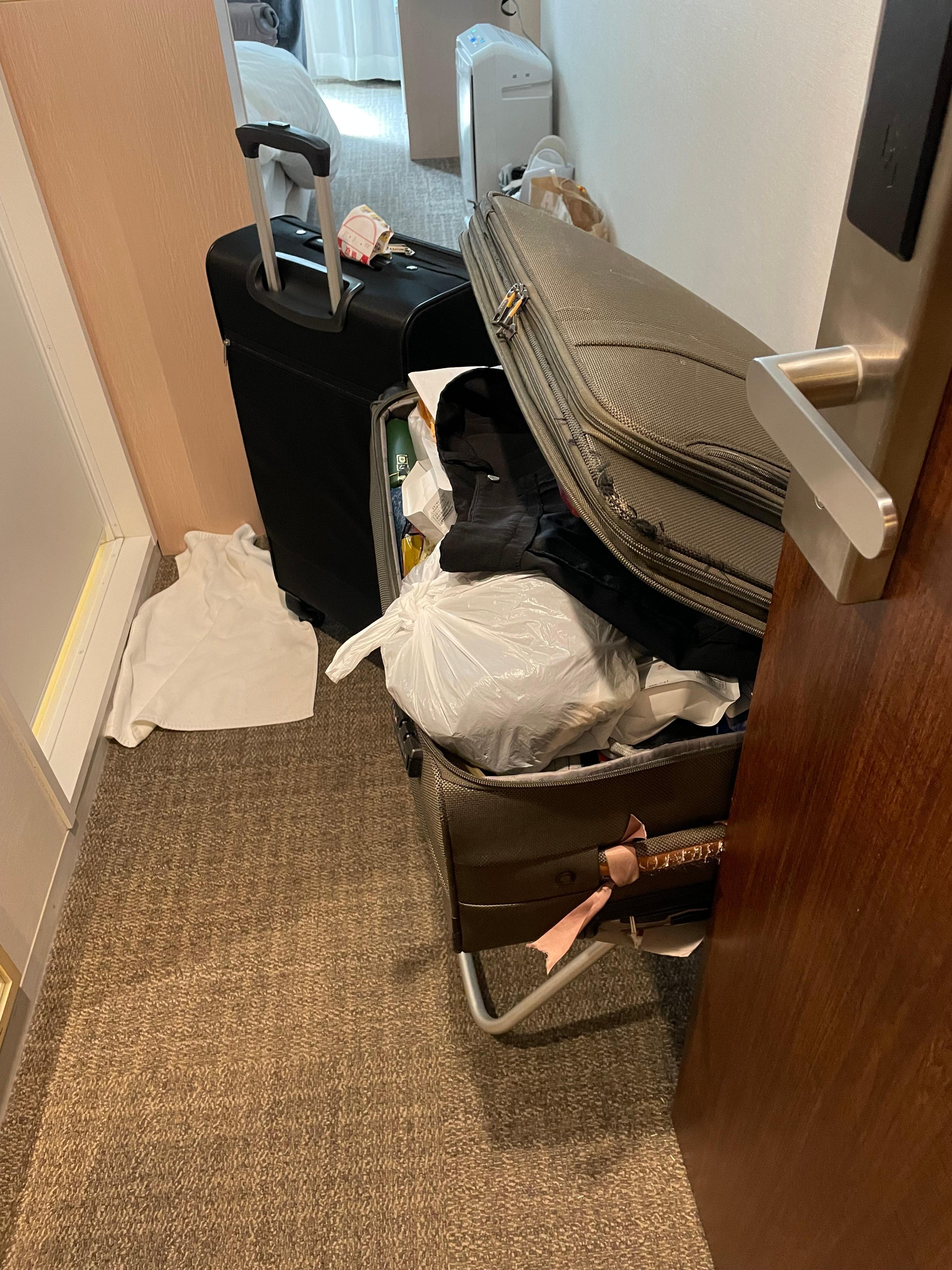 Illustration of narrow passage to entrance