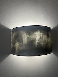 Look at the gross stains on the lamp shade?????