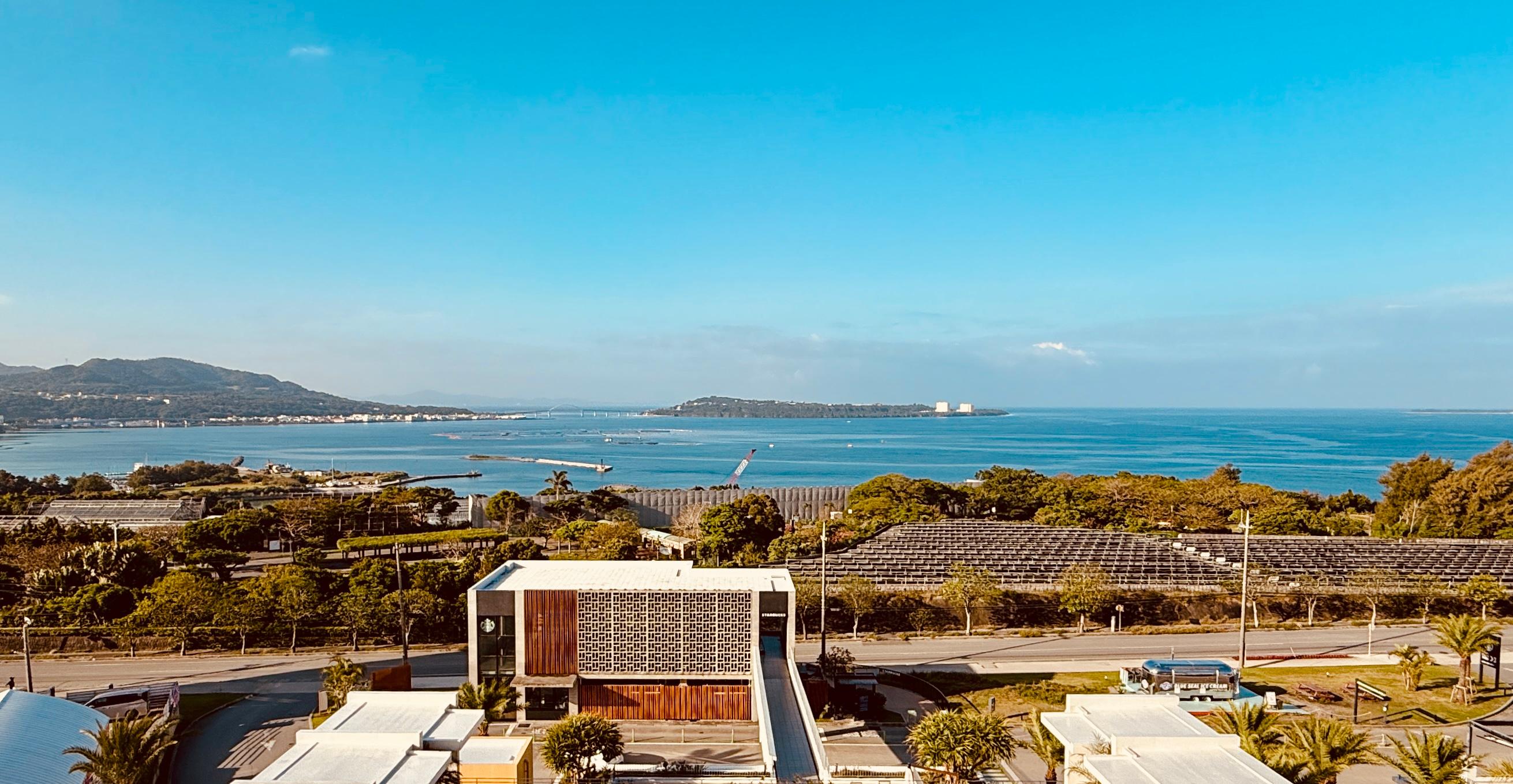 Sea view that framing Sesoko Bridge