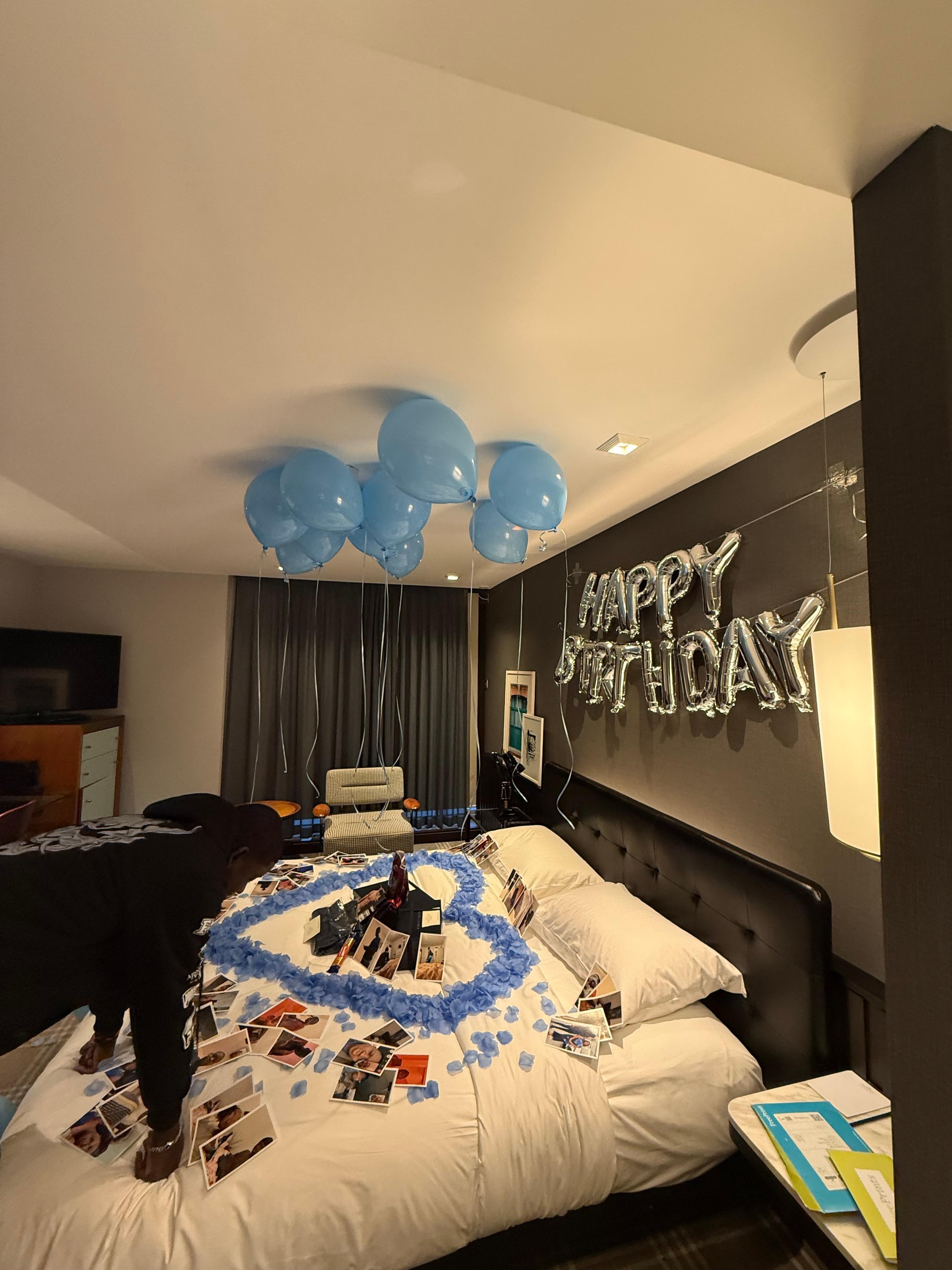 Most pictures I have I’m in them all in all is such a beautiful place highly recommend 