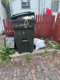 Overflowing trash, though neighbors had there trash collection as we were arriving
