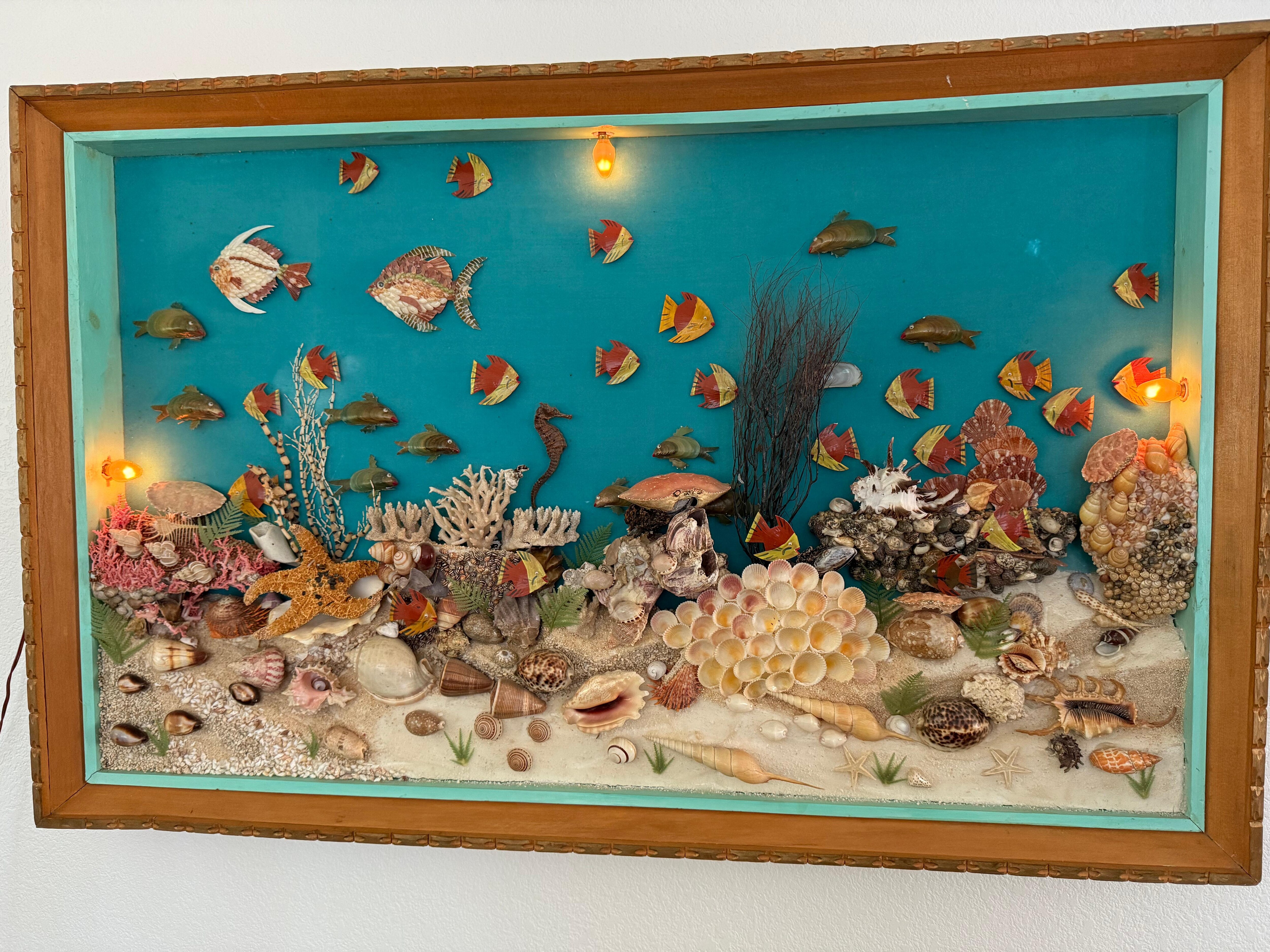 Fun, funky lighted 3D ocean wall art in the living room. Loved it!