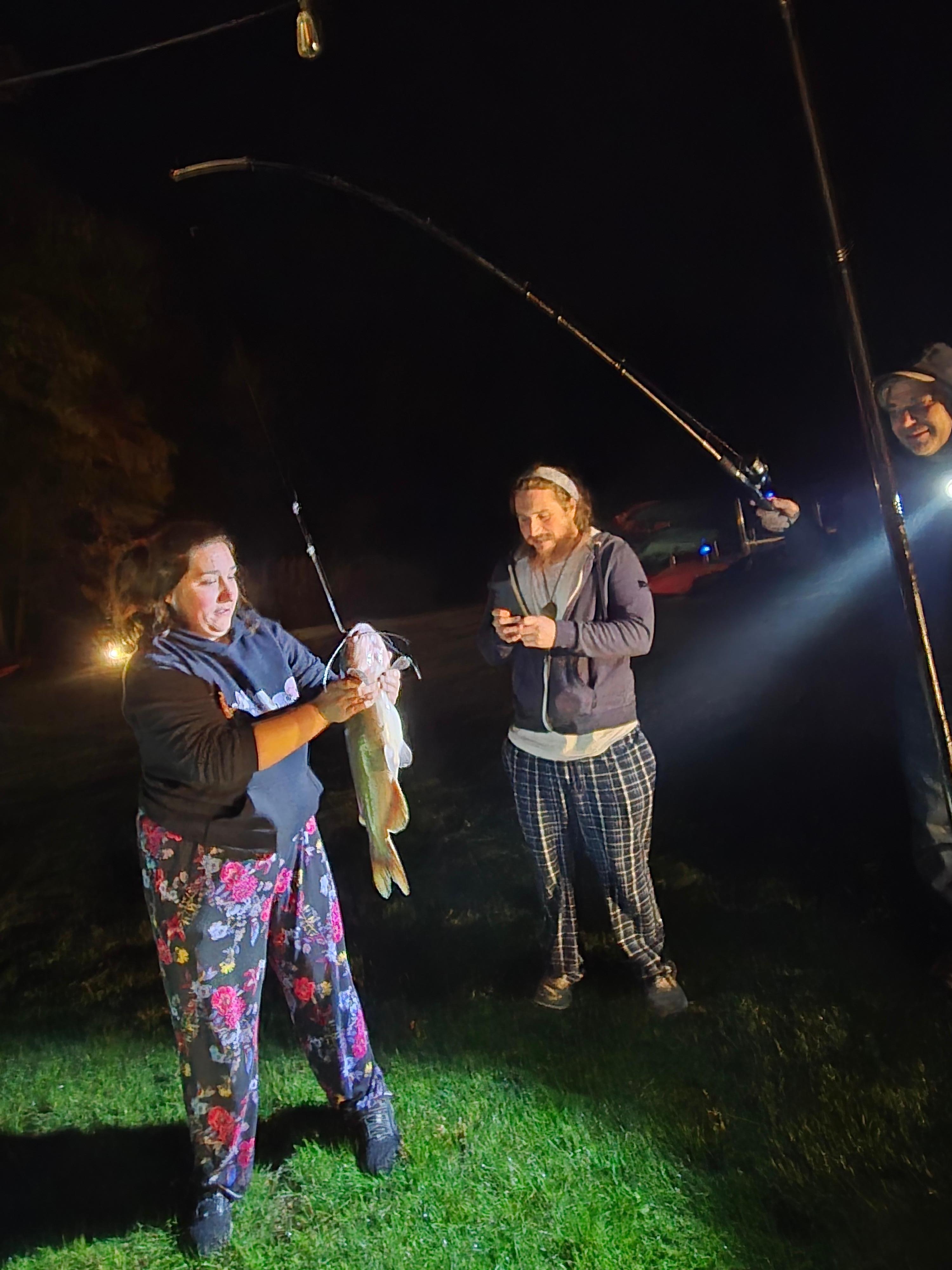 10 pound catfish in the lake 