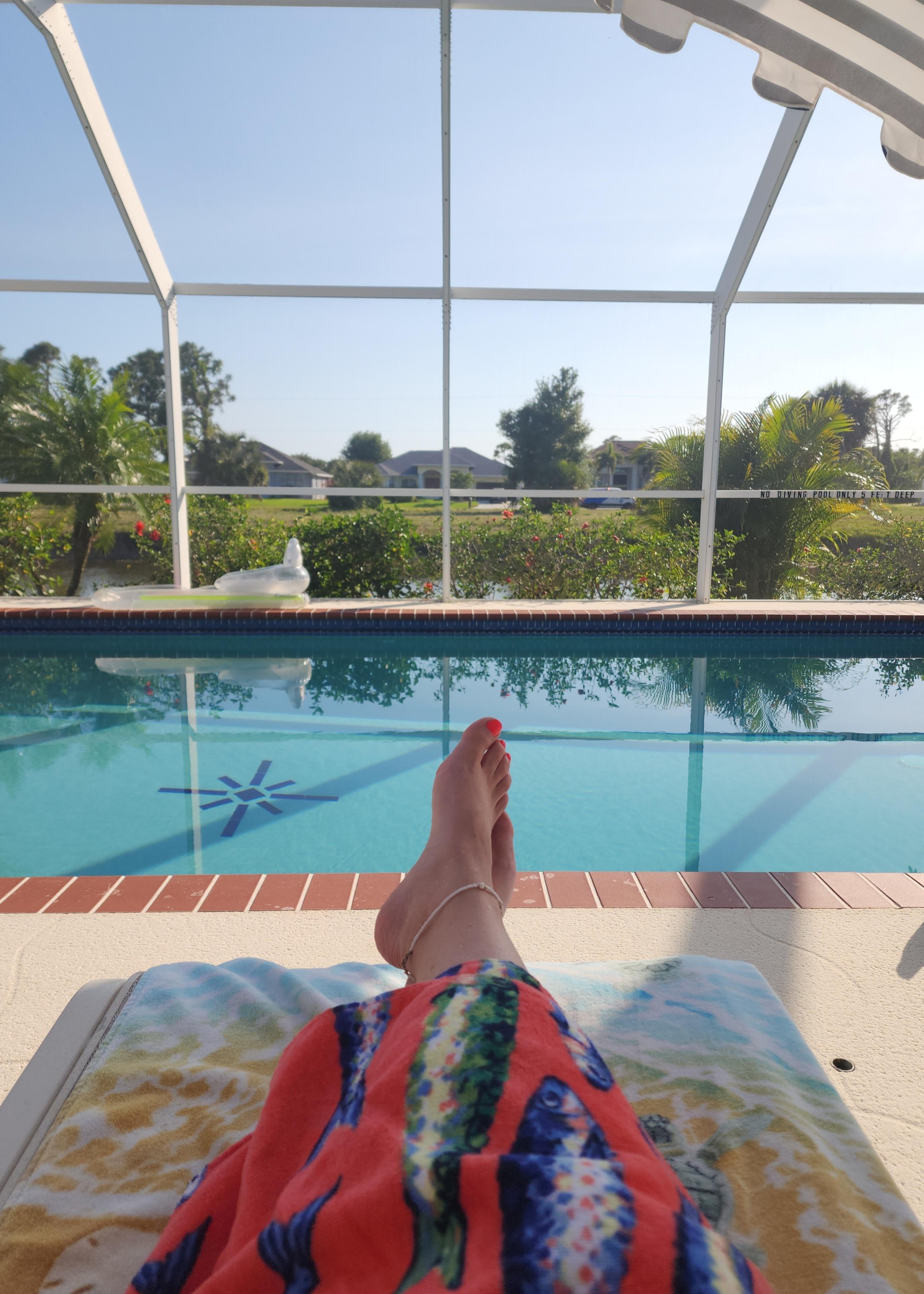 Late afternoon lounging in the lanai