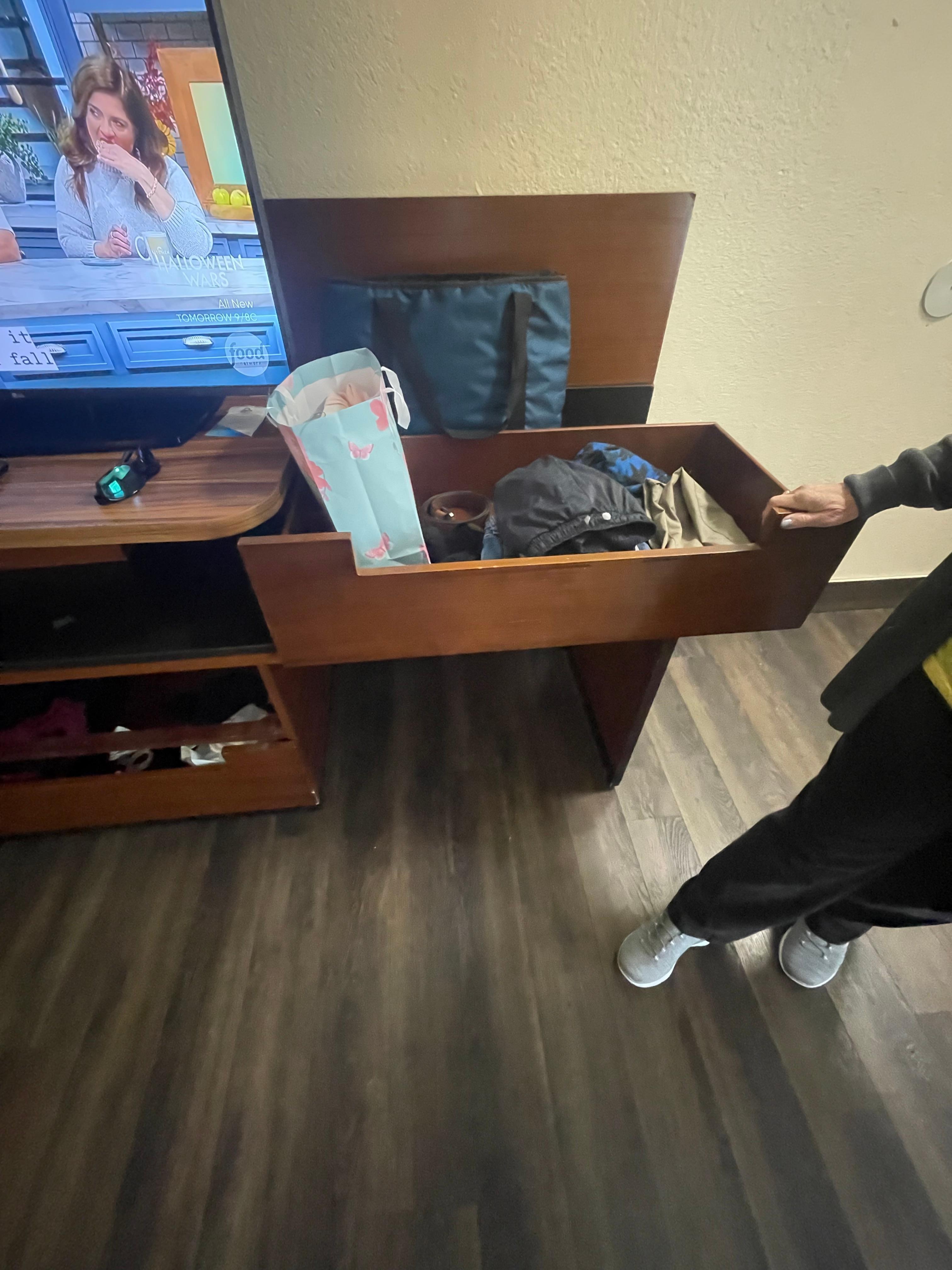 Dresser drawer that is broken