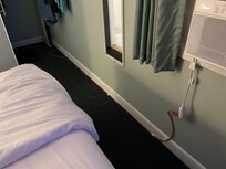 The extension cord to A/C