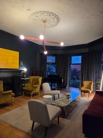 Living room/lounge.