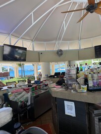 Pool bar