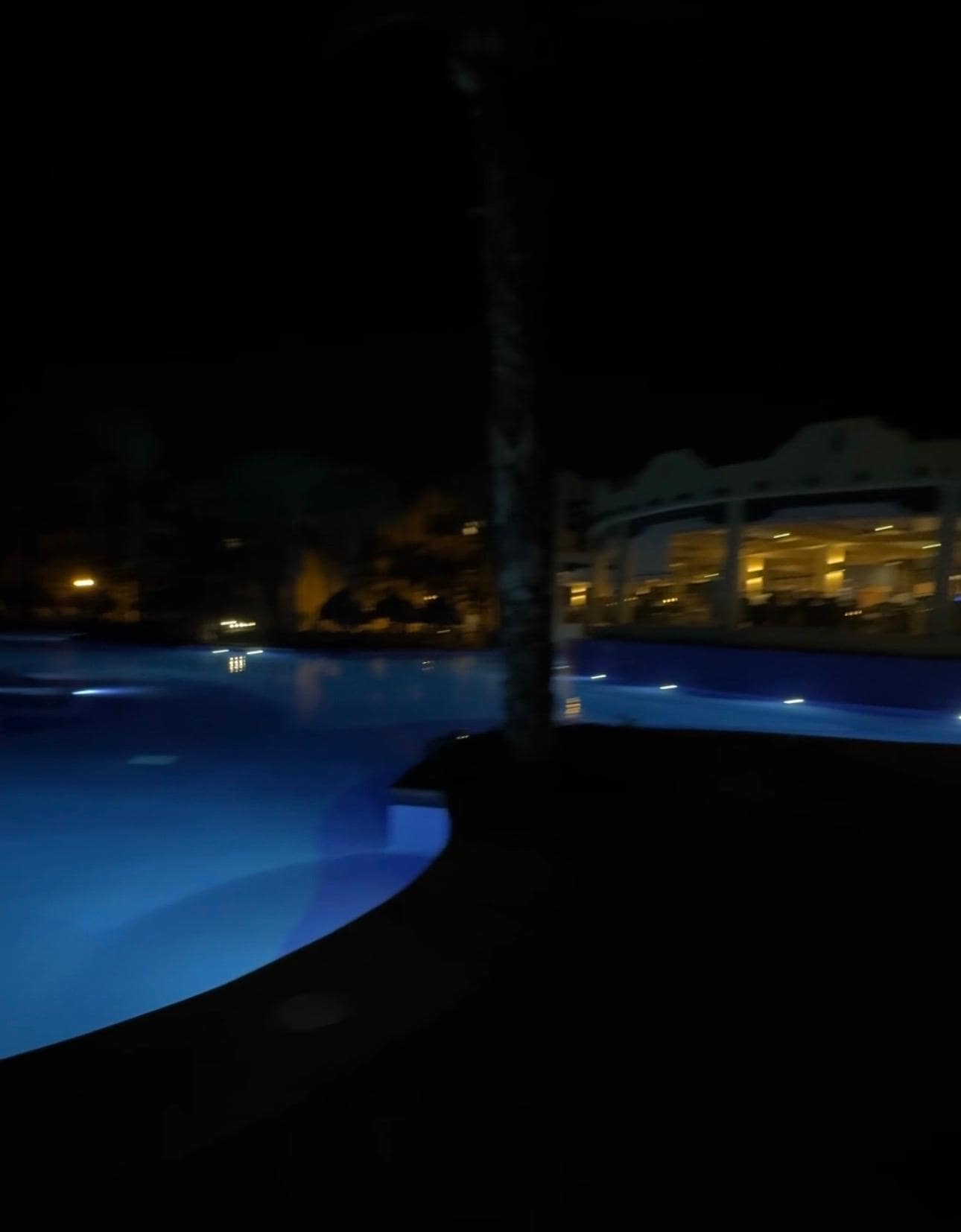 Pool by the lobby and one of their restaurants.