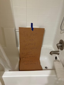 Broken tub. Smelled like sewer