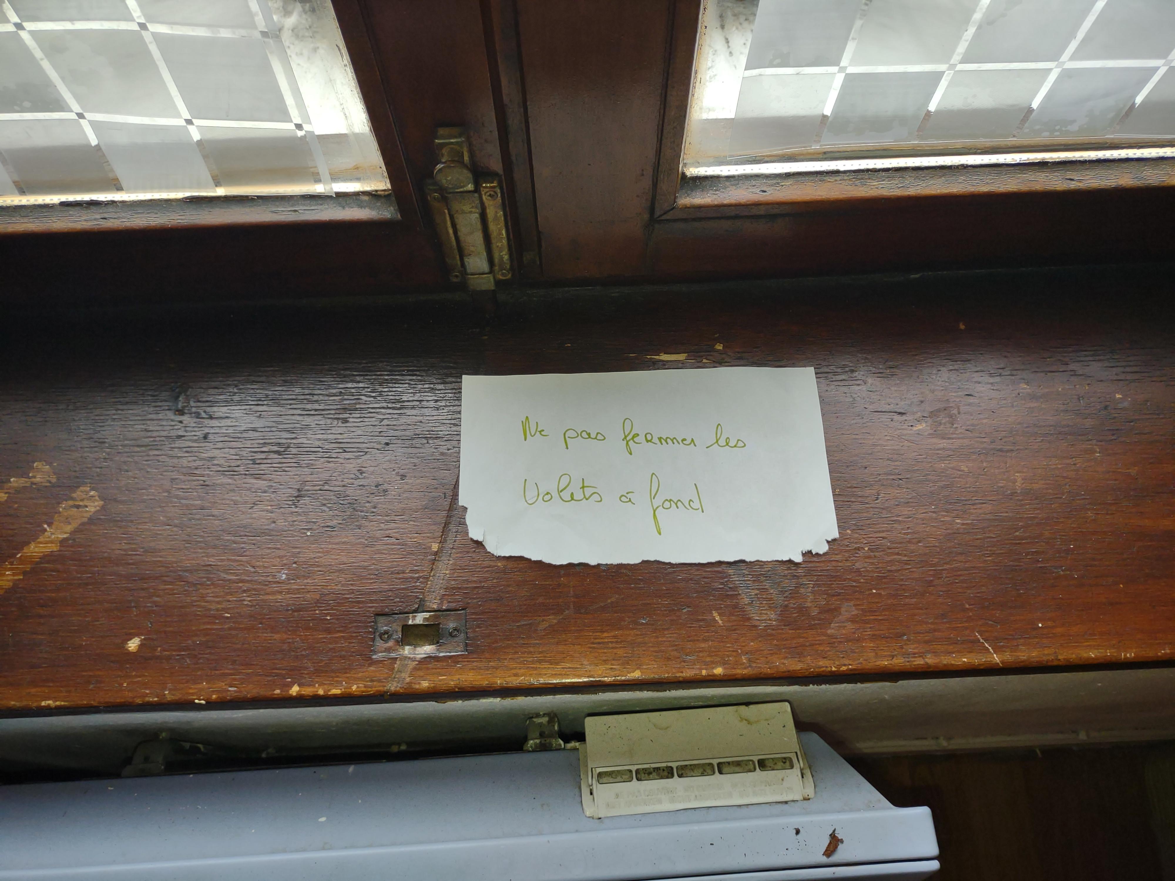 Le petit mot
