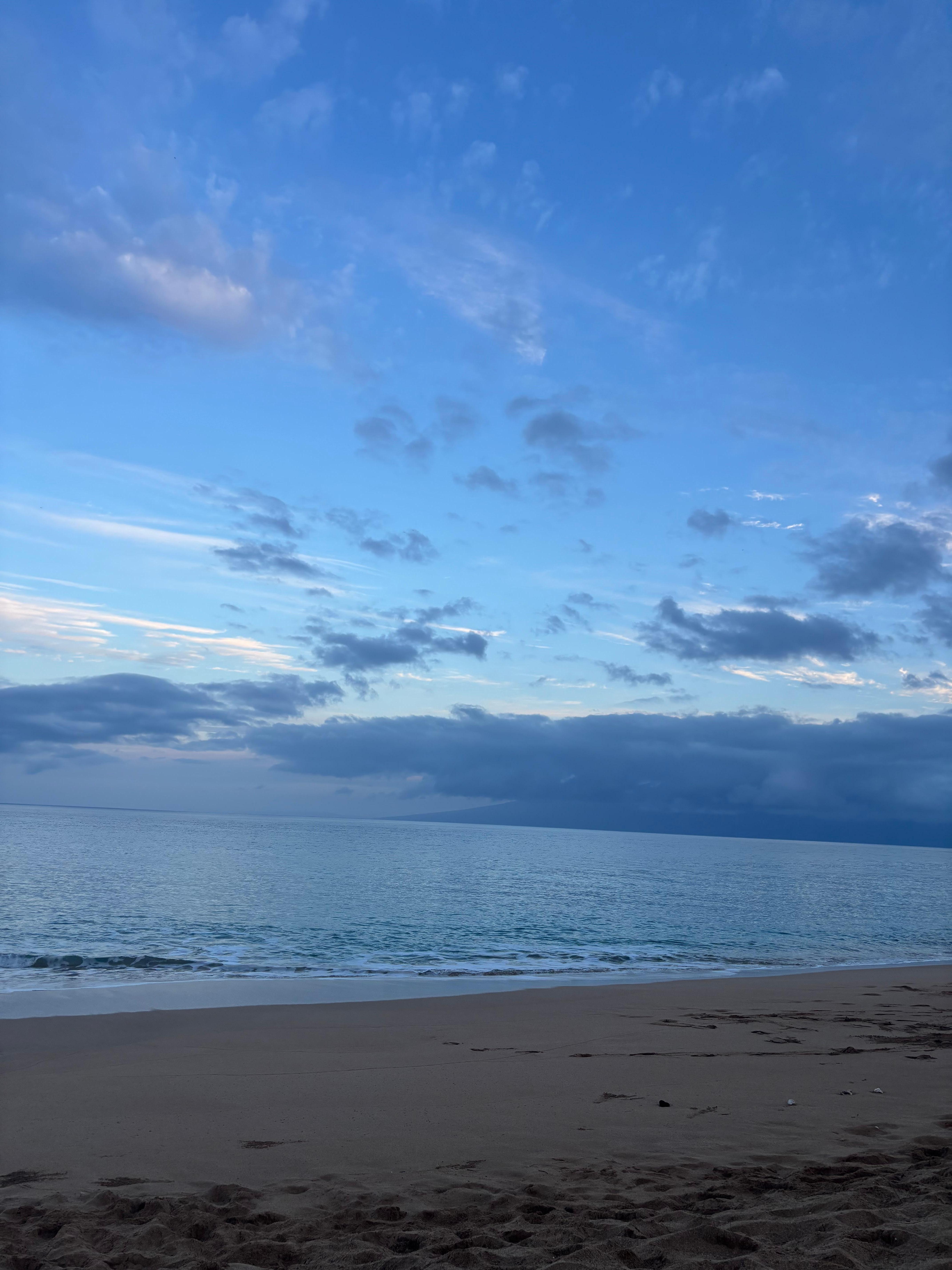 The view from the room was obstructed but the walk to the beach was less than 2 minutes. 