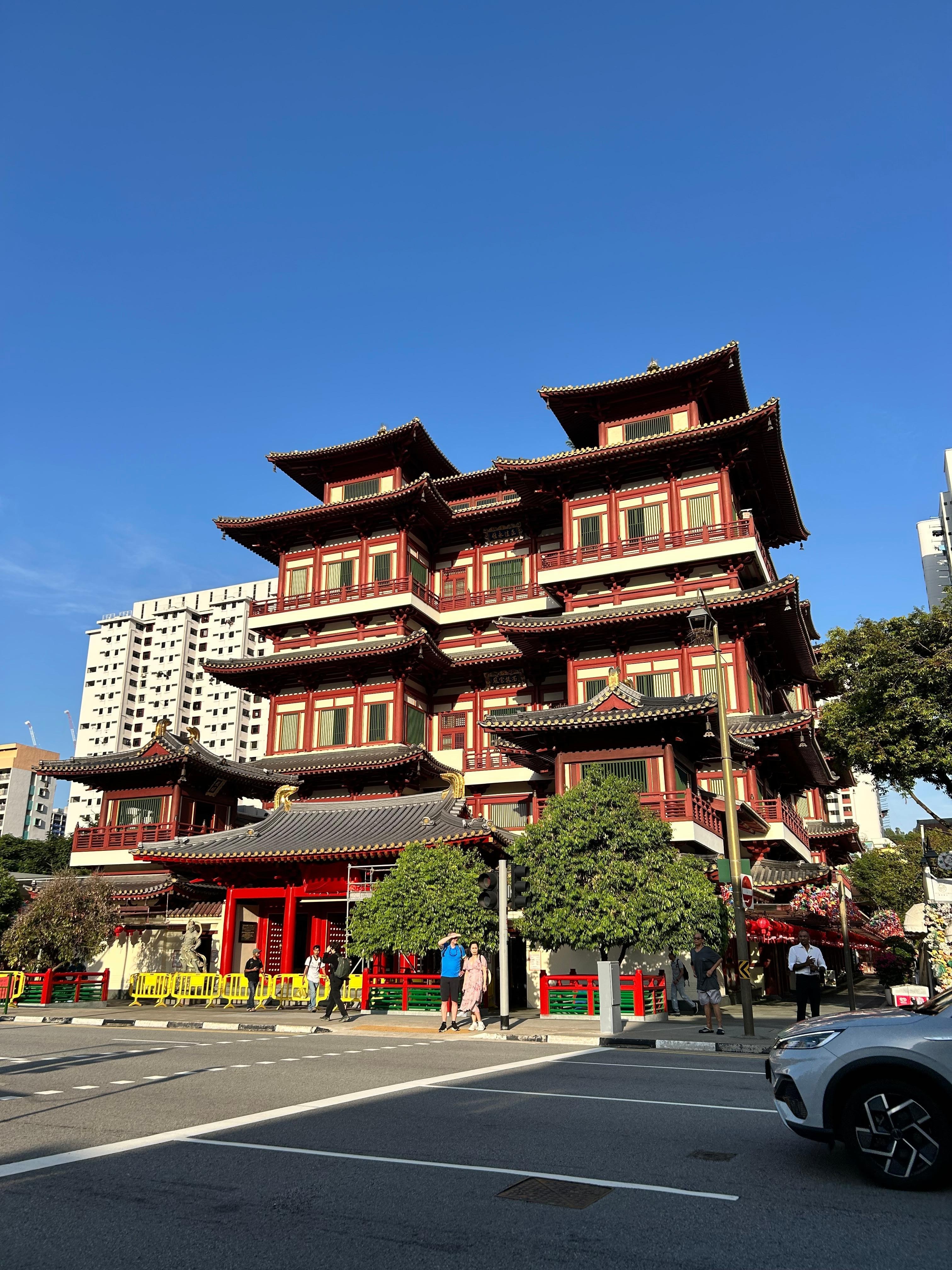 離幾個景點及唐人街非常近