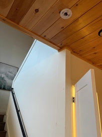 Missing smoke detector.