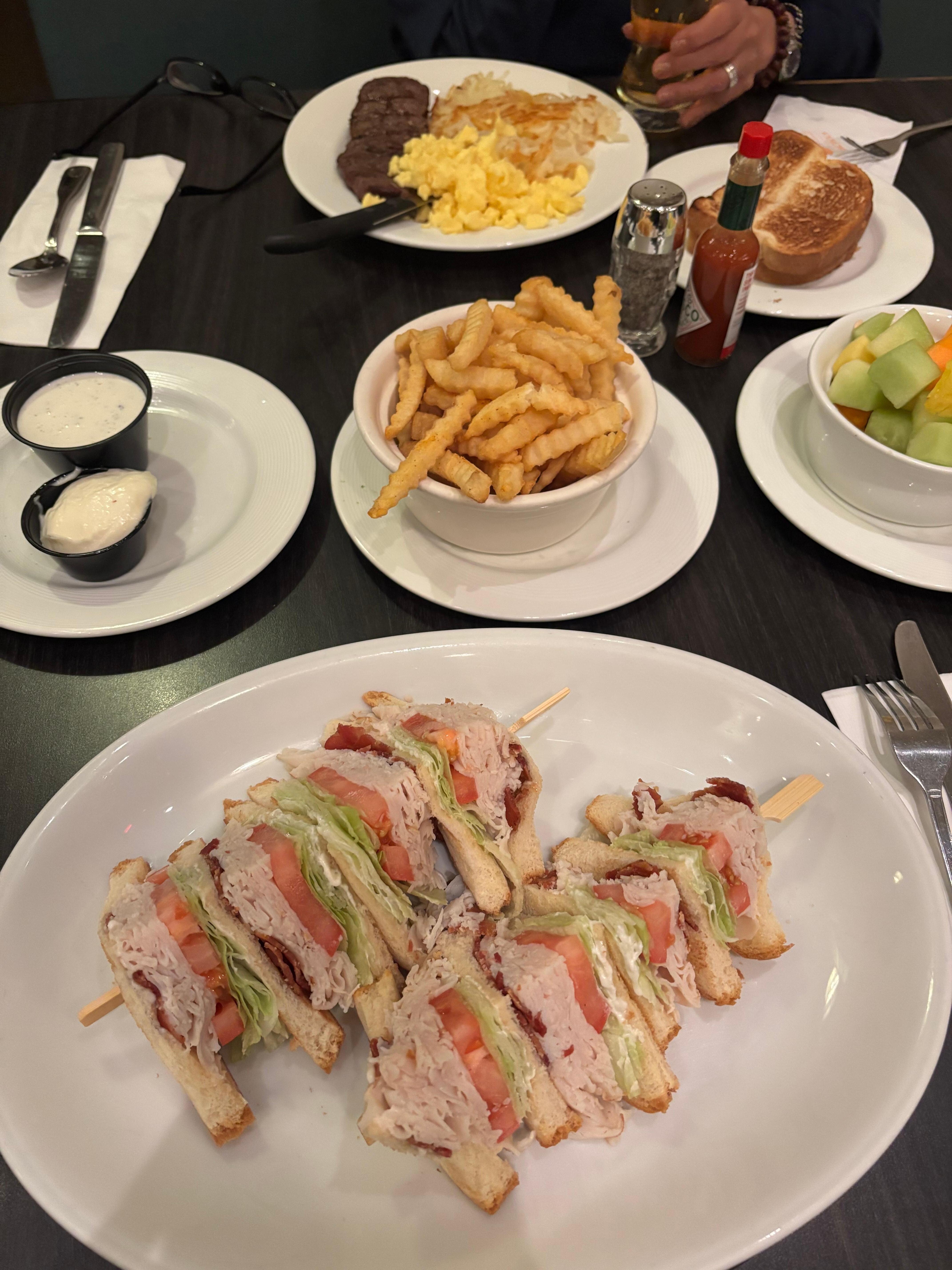 レストラン朝食