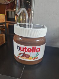 Olha o tamanho dessa Nutella no café da manhã!!!