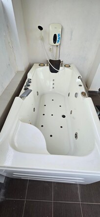 Non working jacuzzi
