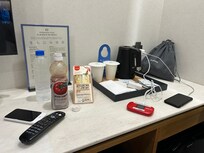 ホテル室内