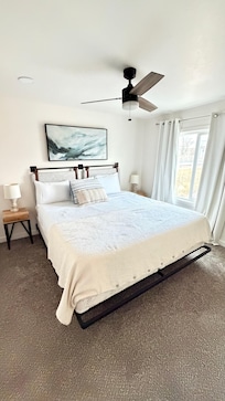 This room looks really nice for a freezer! As us can see it wasn't used!