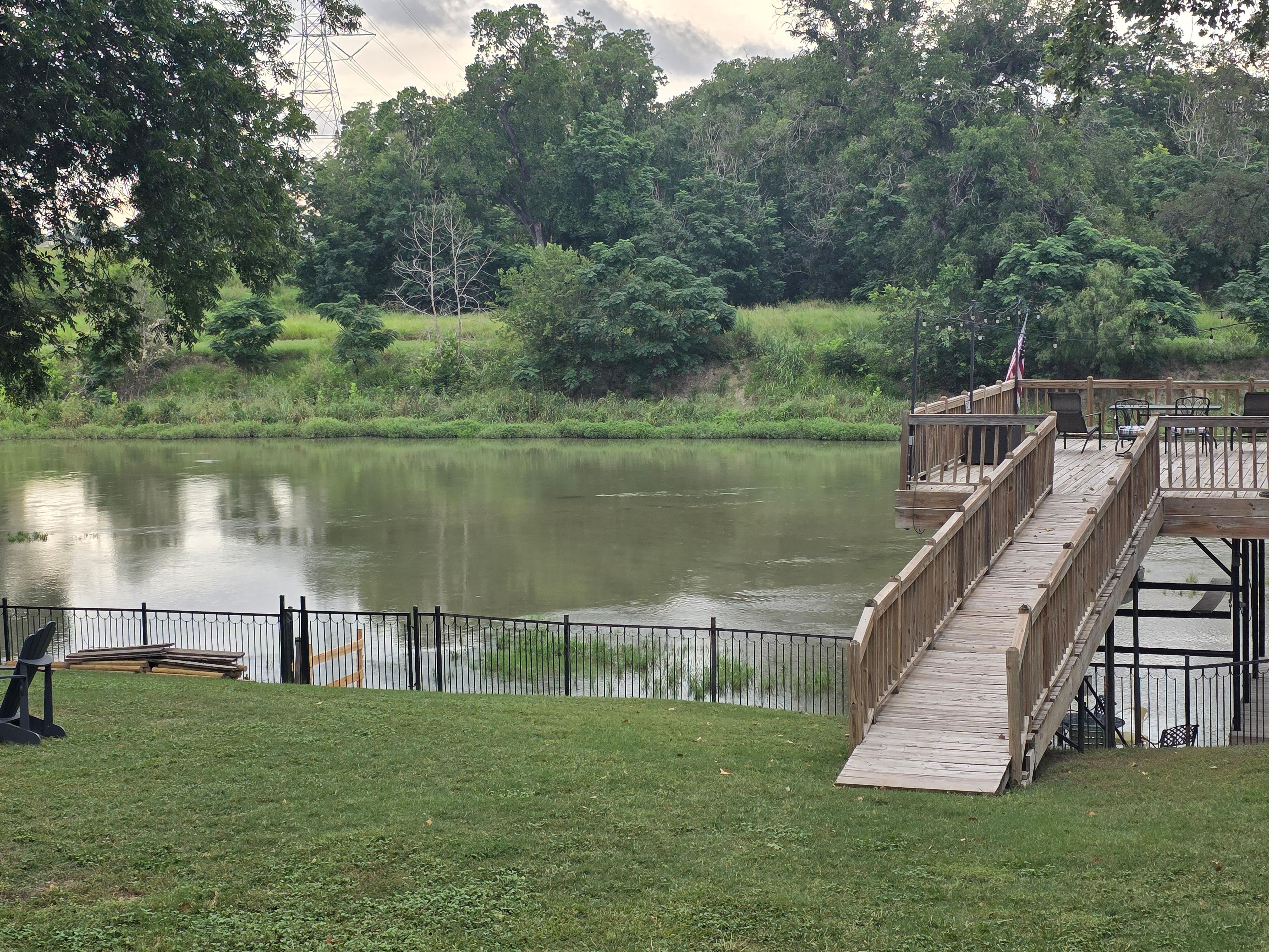 Water levels.gp up and down throughout the day! Spectacular for fishing! 