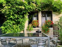 Blick von der Terrasse auf die Ferienwohnung