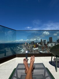 Excelente vista na cobertura e piscina