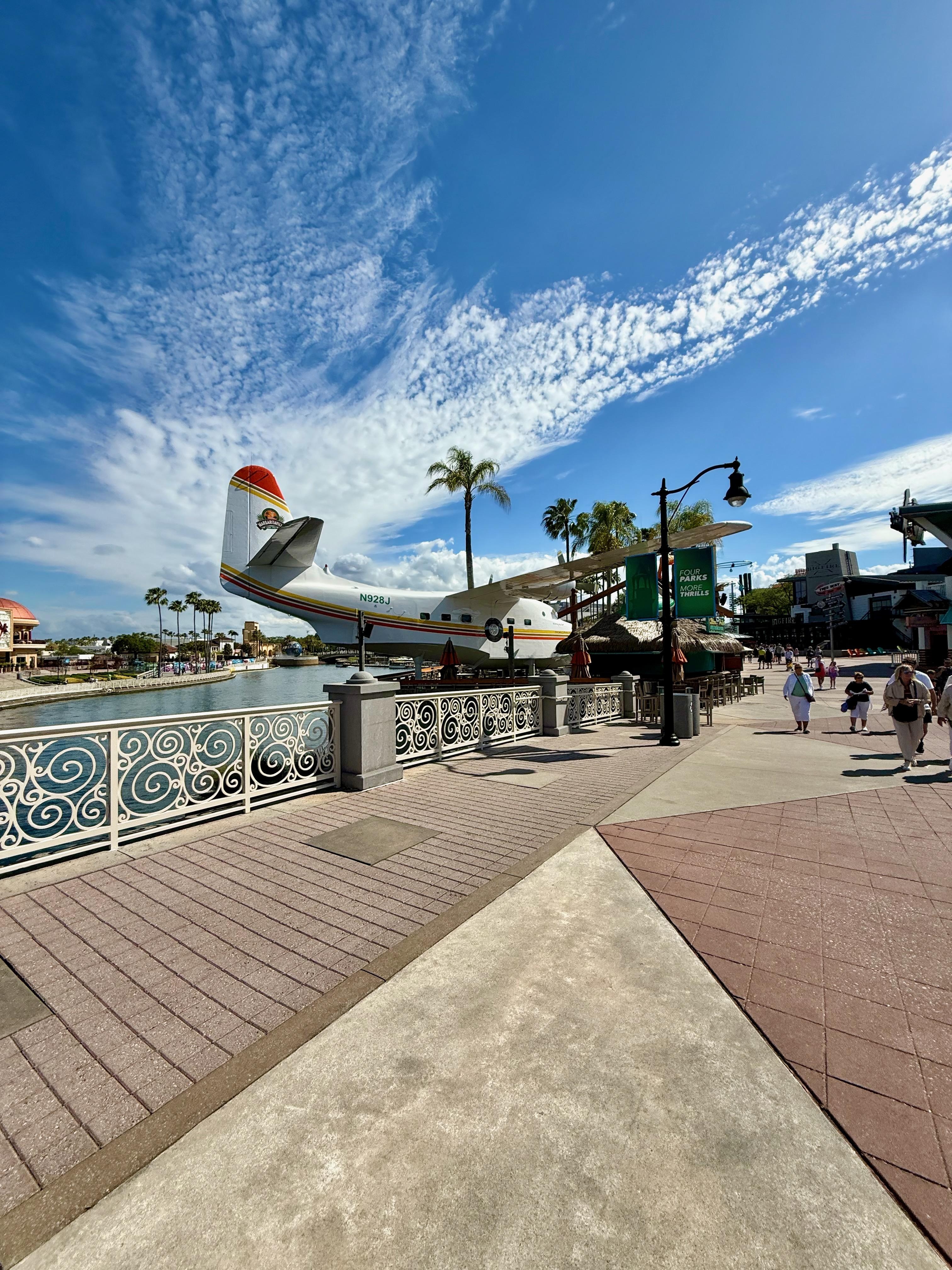City Walk has great restaurants and bars. We enjoy doing the escape room also during the hottest part of the day.