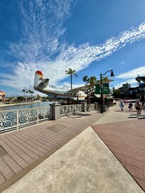 City Walk has great restaurants and bars. We enjoy doing the escape room also during the hottest part of the day.
